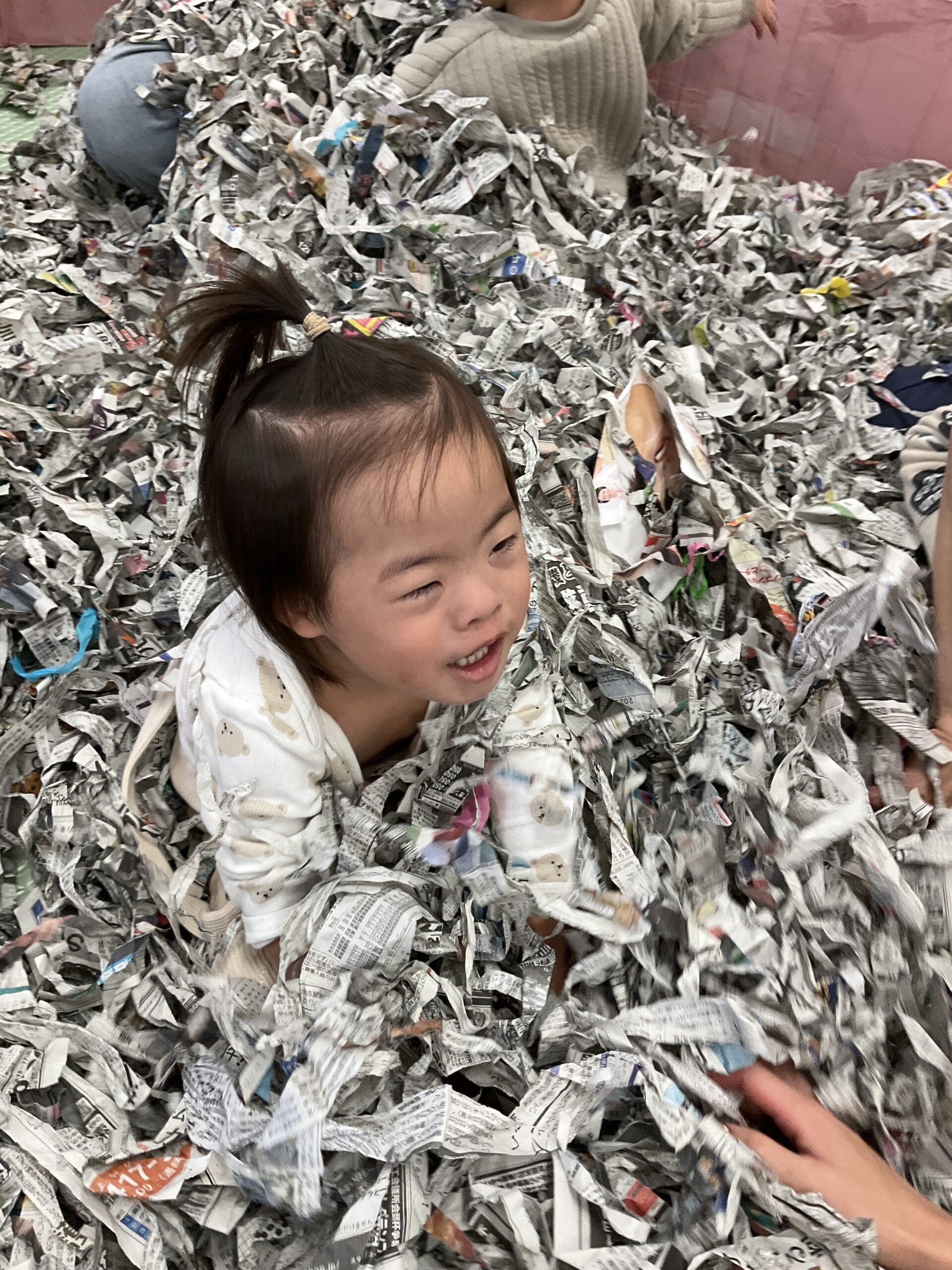 新聞紙遊び